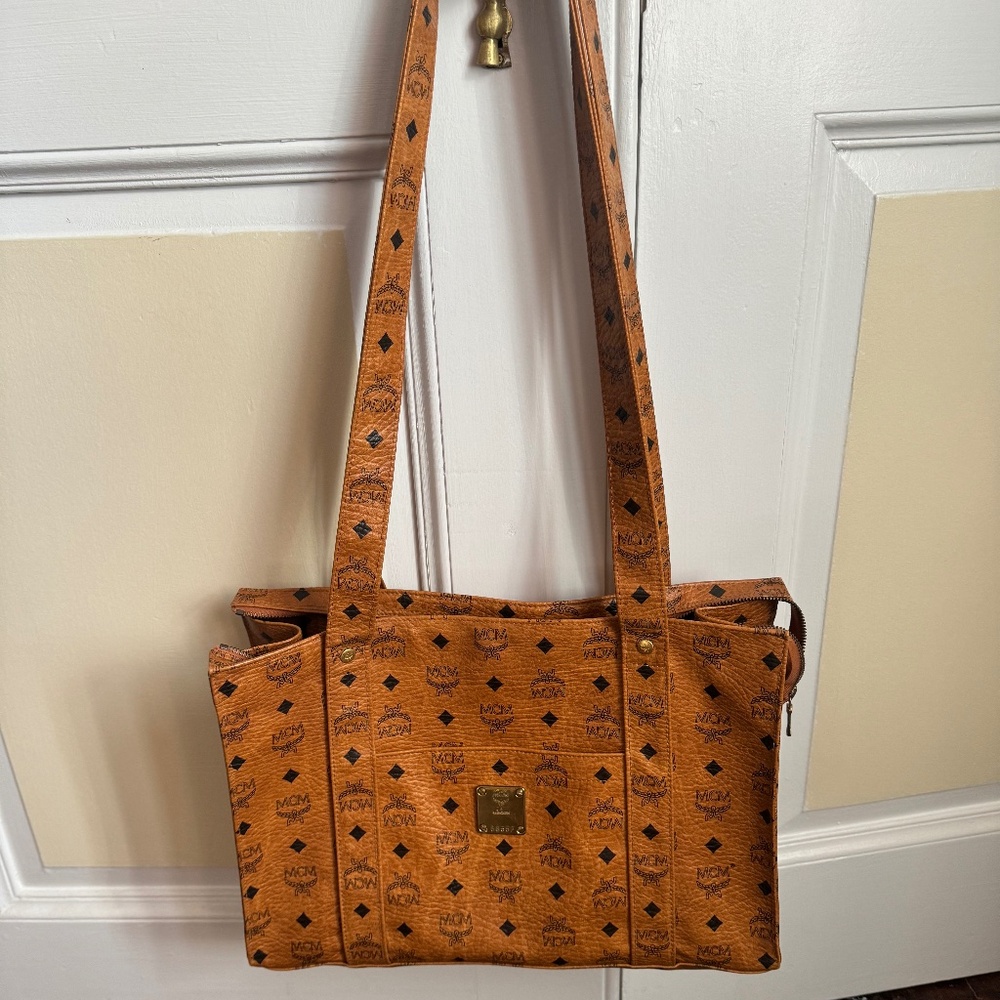 MCM Vintage Visetos Zip top tote
